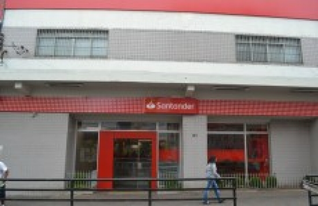 Banco quer mudança na lei para tornar opcional porta giratória