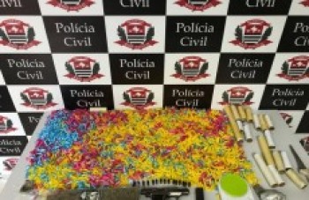 Dise apreende quase 5 mil pinos de cocaína