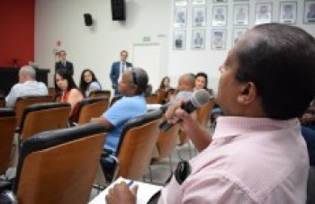 Comissões realizam bate-papo sobre o bullying