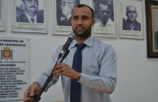 Vereador propõe adesão ao programa federal de educação