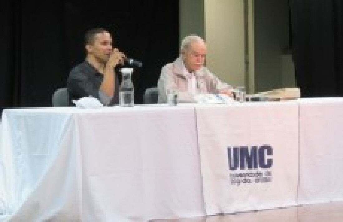 José Hamilton Ribeiro inspira alunos na UMC