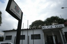 Um morre em troca de tiros com a PM