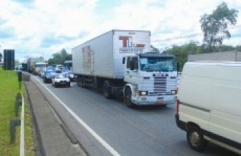 Mogi-Dutra tem mais um acidente no km 45