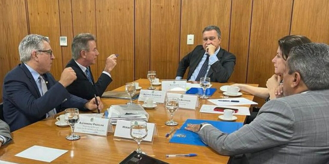 Governador anuncia instalação de abrigo para povo yanomami em Roraima