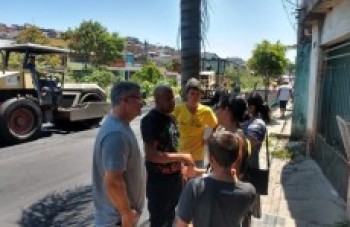 Avenida Kemel Addas recebe asfalto