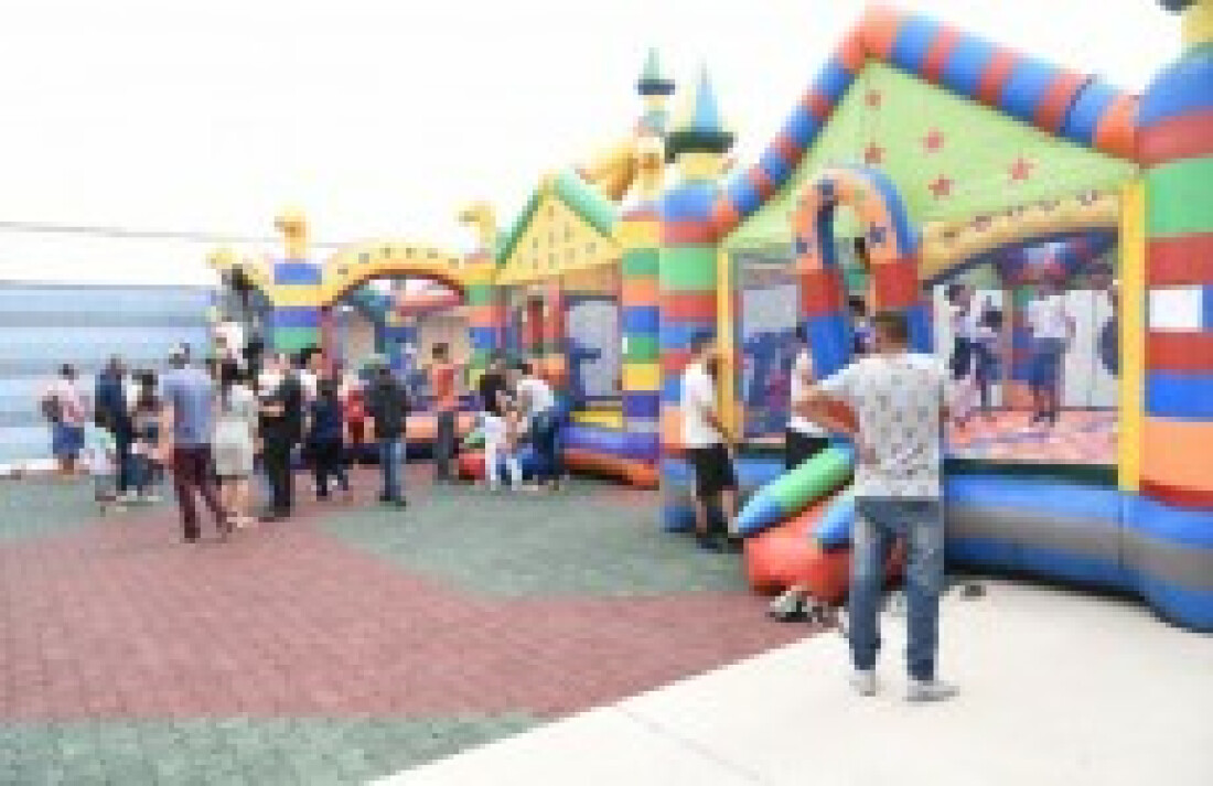 Porteira Preta recebe 'Bairro Feliz'