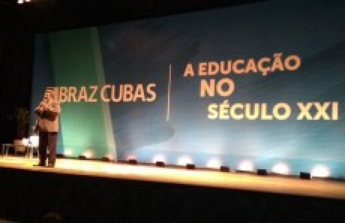 Mário Sergio Cortella faz palestra em Mogi