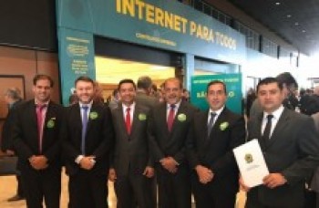 Prefeito Marcus Melo oficializa programa 'Internet Para Todos'