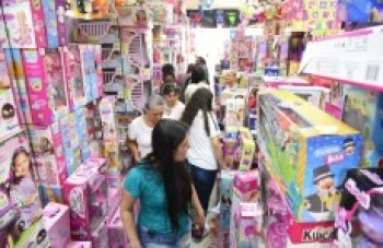 Dia das Crianças anima o comércio