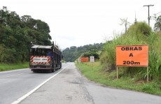 Terraplanagem é iniciada da SP-98