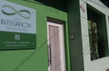 Clínica organiza ciclo de palestras