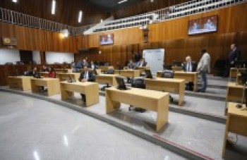 Câmara discute má situação das escolas estaduais em Mogi