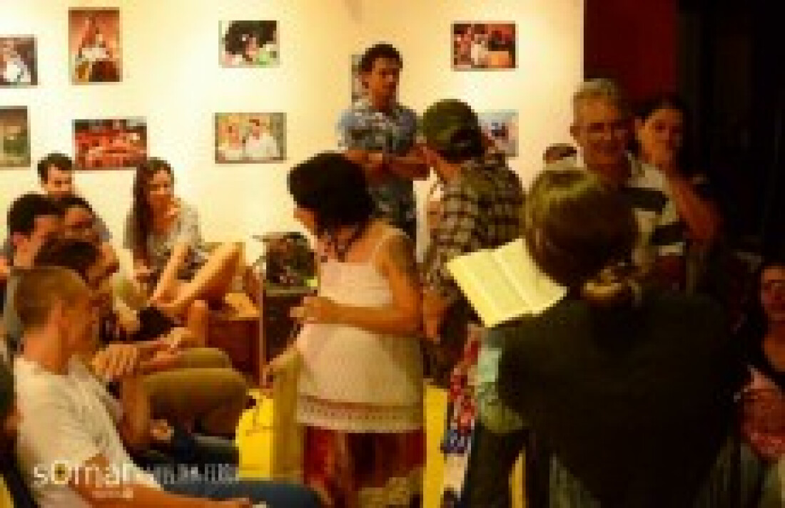 Artistas lamentam fim