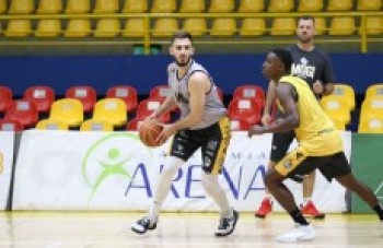 Mogi Basquete pega o Paulistano em casa
