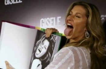 Modelo Gisele Bündchen prepara livro de memórias