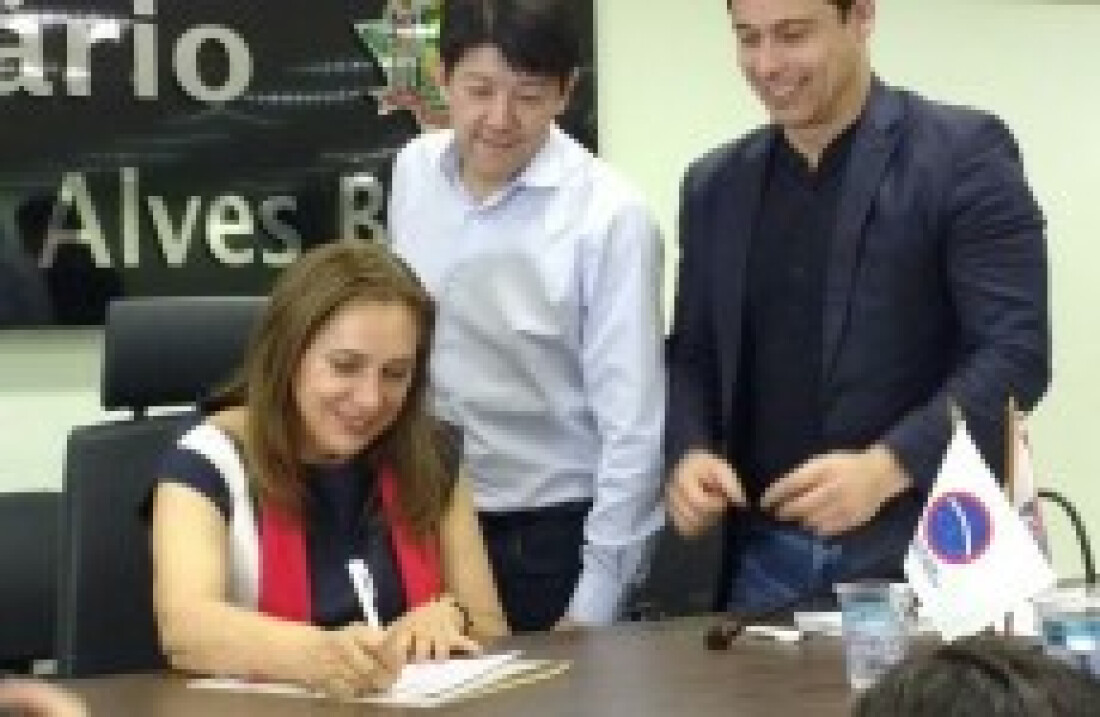 Joerly Nakashima se filia ao PR de Itaquá
