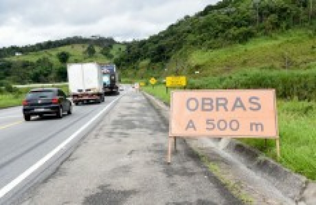 DER faz estudo topográfico para obras na Mogi-Dutra