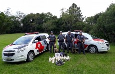 PM apreende drogas e armas em Sabaúna