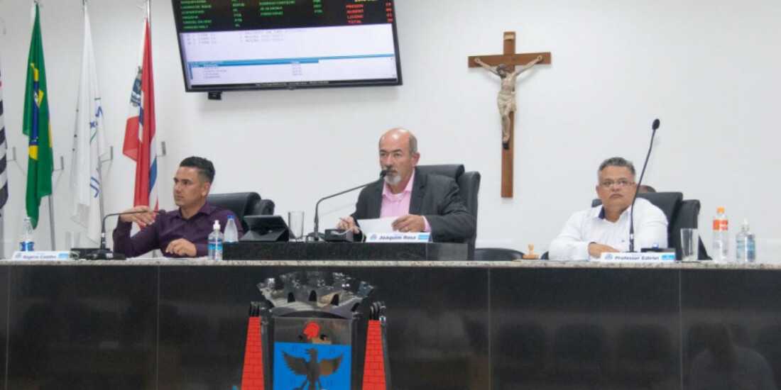 Câmara de Suzano aprova nove itens