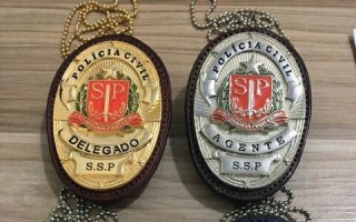 presos com distintivos