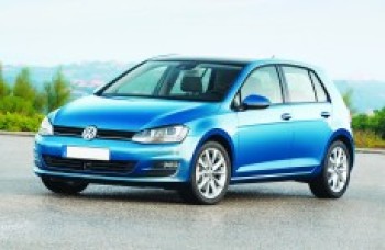 Focus e Golf se enfrentam após mudanças no Ford