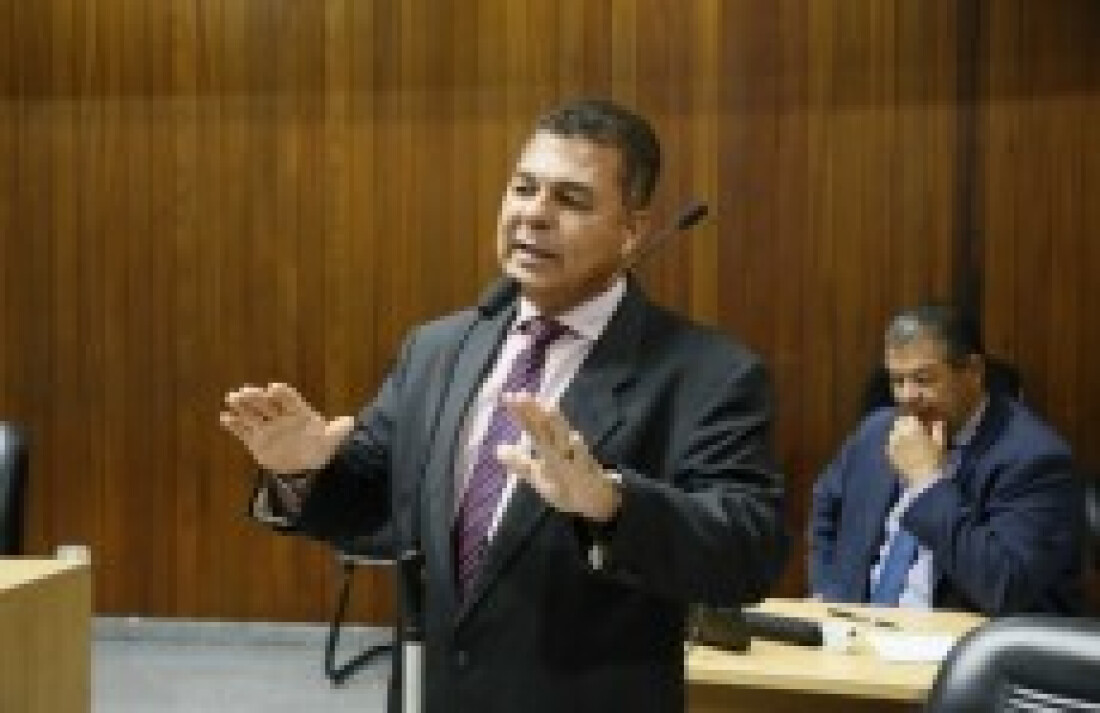 Falta de urbanização de bairros é discutida durante a sessão