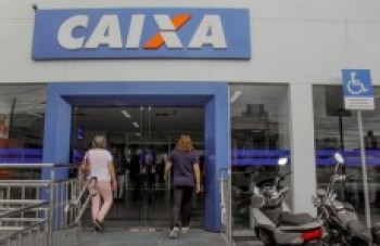 Primeiro dia de saque do FGTS tem movimento baixo