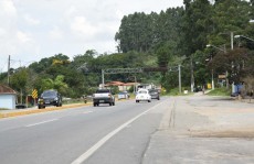 Movimento na Mogi-Bertioga é tranquilo durante o feriado