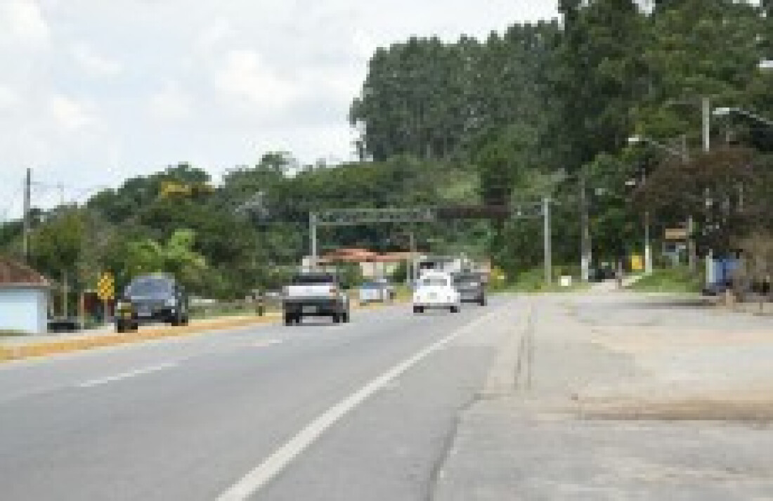 Movimento na Mogi-Bertioga é tranquilo durante o feriado