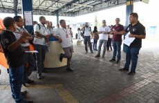 Motoristas ameaçam parar por uma hora em protesto