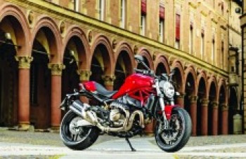 Monster 821 vem para ser a moto de base da Ducati