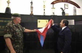 Melo vai à solenidade no Tiro de Guerra