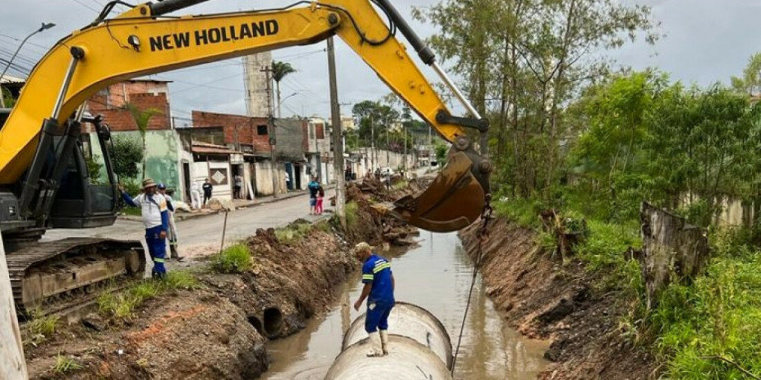 Prefeitura realiza canalização de córrego no bairro Estação