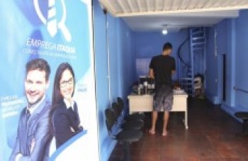 Novo programa ajuda pessoas desempregadas