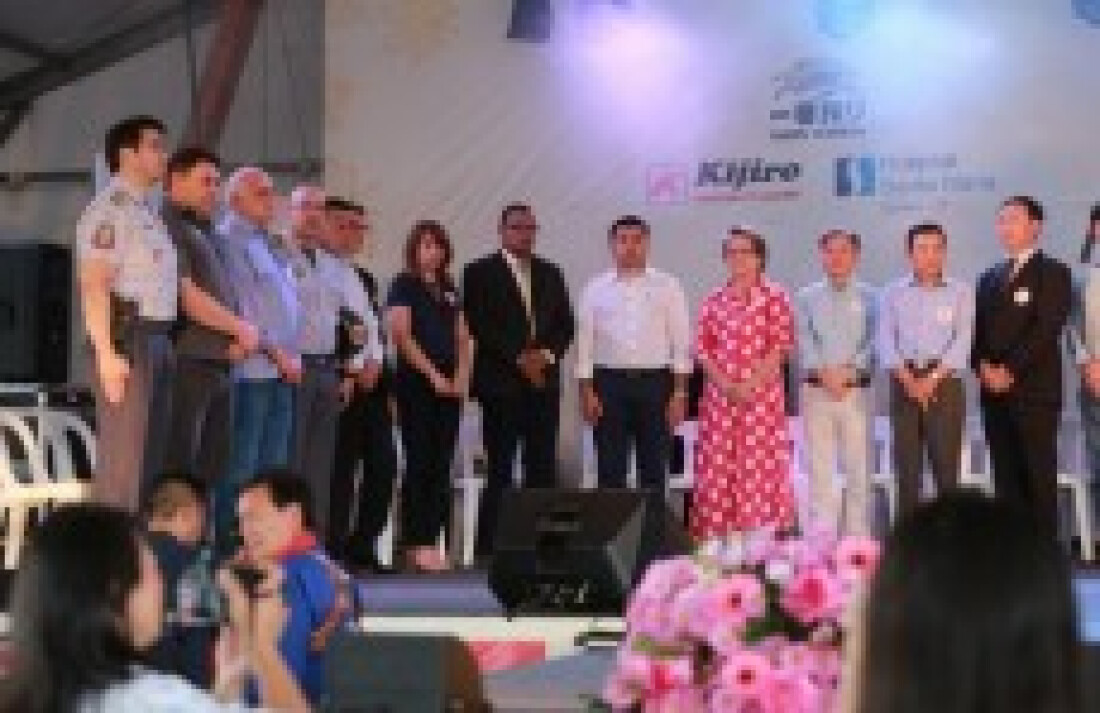 Junji Abe recebe homenagem