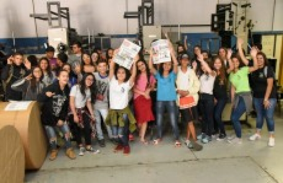 Estudantes visitam Grupo Mogi News