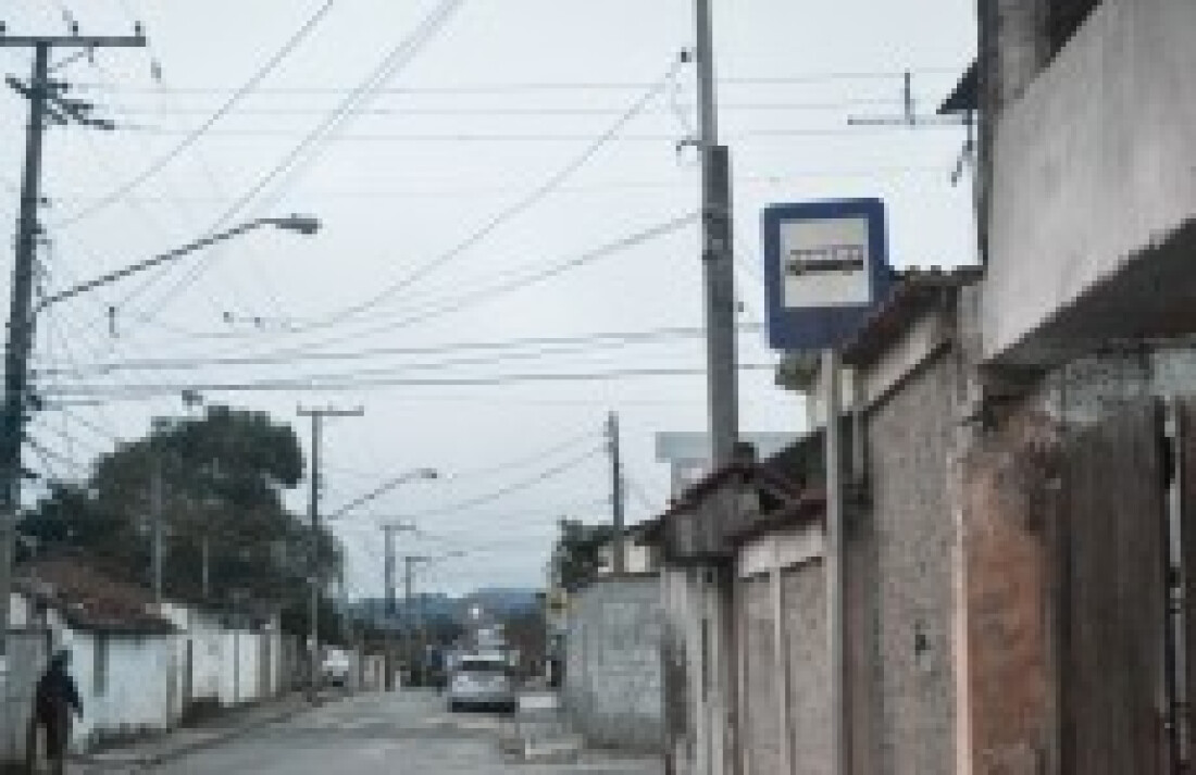 Moradores de Cocuera reclamam dos ônibus