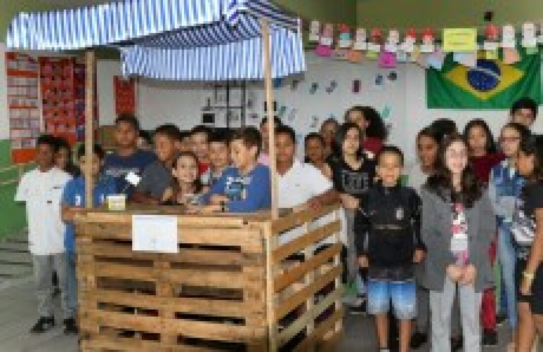 Projeto de empreendedorismo é feito em parceria com escola