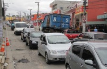 Suzano e Ferraz arrecadam R$ 17 milhões com infrações