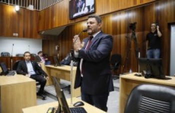 Câmara cobra providência para SP-98