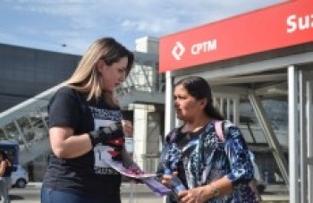Combate à violência sexual em trem e ônibus ocorre em estação
