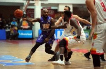 Mogi bate Caxias fora de casa e abre 1 a 0 nas quartas de final