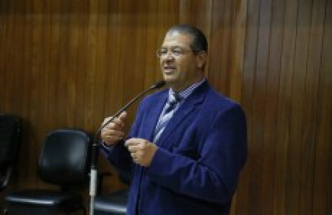 Comerciantes reclamam dos ambulantes não legalizados