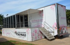 'Mulheres de Peito' inicia atendimento no centro