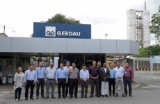 Prefeito conhece produção de aço da indústria Gerdau