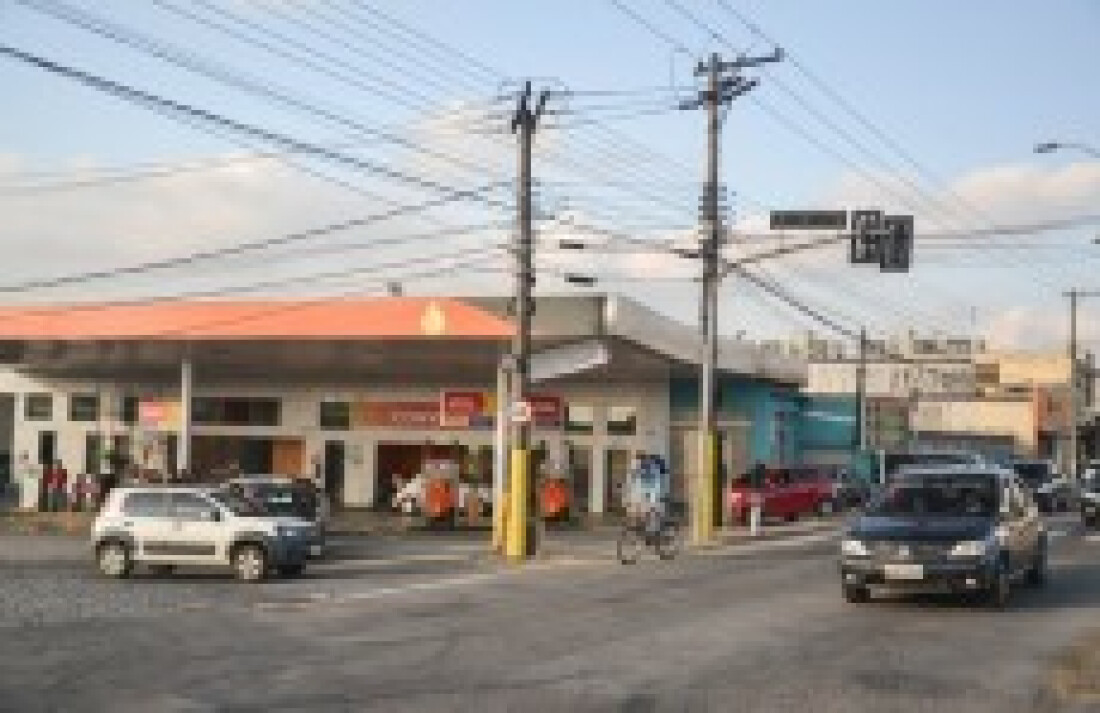 Posto em Mogi é notificado por erro em bomba de combustível