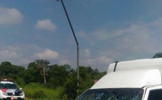 Homem morre ao ser atropelado duas vezespor carr