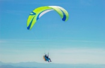 Pico do Urubu recebe grande público em 31º Festival de Voo