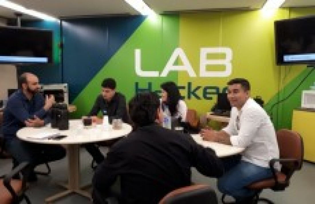 Vereador busca parceria com Laboratório Hacker para Fatec