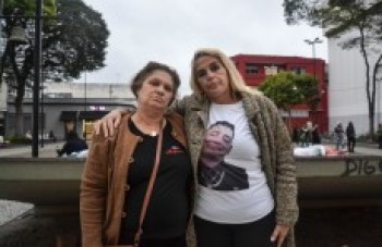 Mães de vítimas em chacinas realizam ato